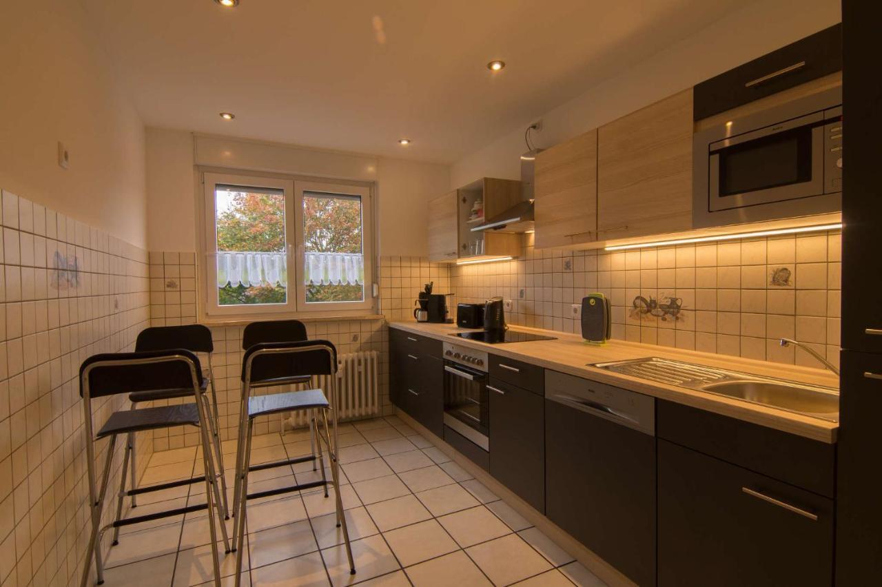 Ferienwohnung 'Zimmer Frei' Гелзенкирхен Екстериор снимка